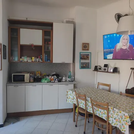 Casa Spaziosa Smarthouse Per 6 Ospiti A 100mt * ألبيسولا سوبيريوري